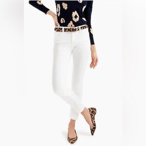 Jcrew size 28/28 mid rise skinny jean in white denim (with stretch).